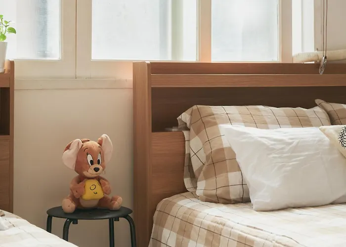 서울 홍대 풀게스트하우스2 홍대입구역7번출구 넓은공간 2room 단독전체사용 파티가능 서울특별시